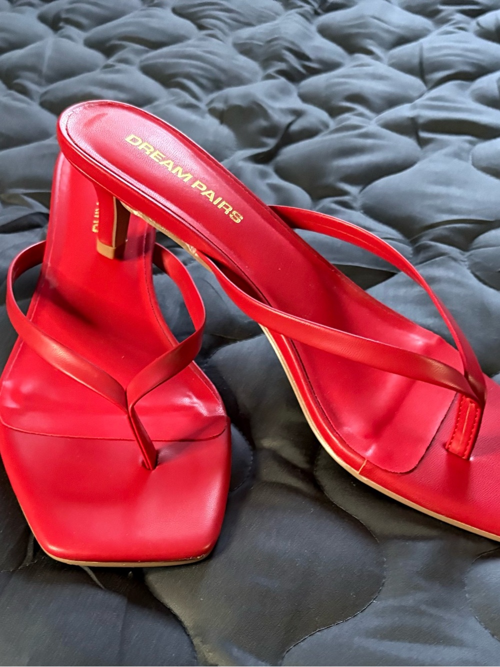 Dream Pairs Red Square-Toe Strappy Heels